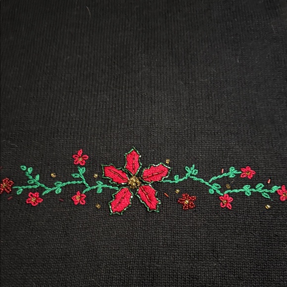 Floral Embroidered Black and Gold Women's Blouse: EXCELLENT CONDITION NO FLAWS - Picture 10 of 10